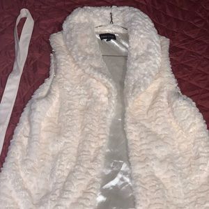 Fur vest